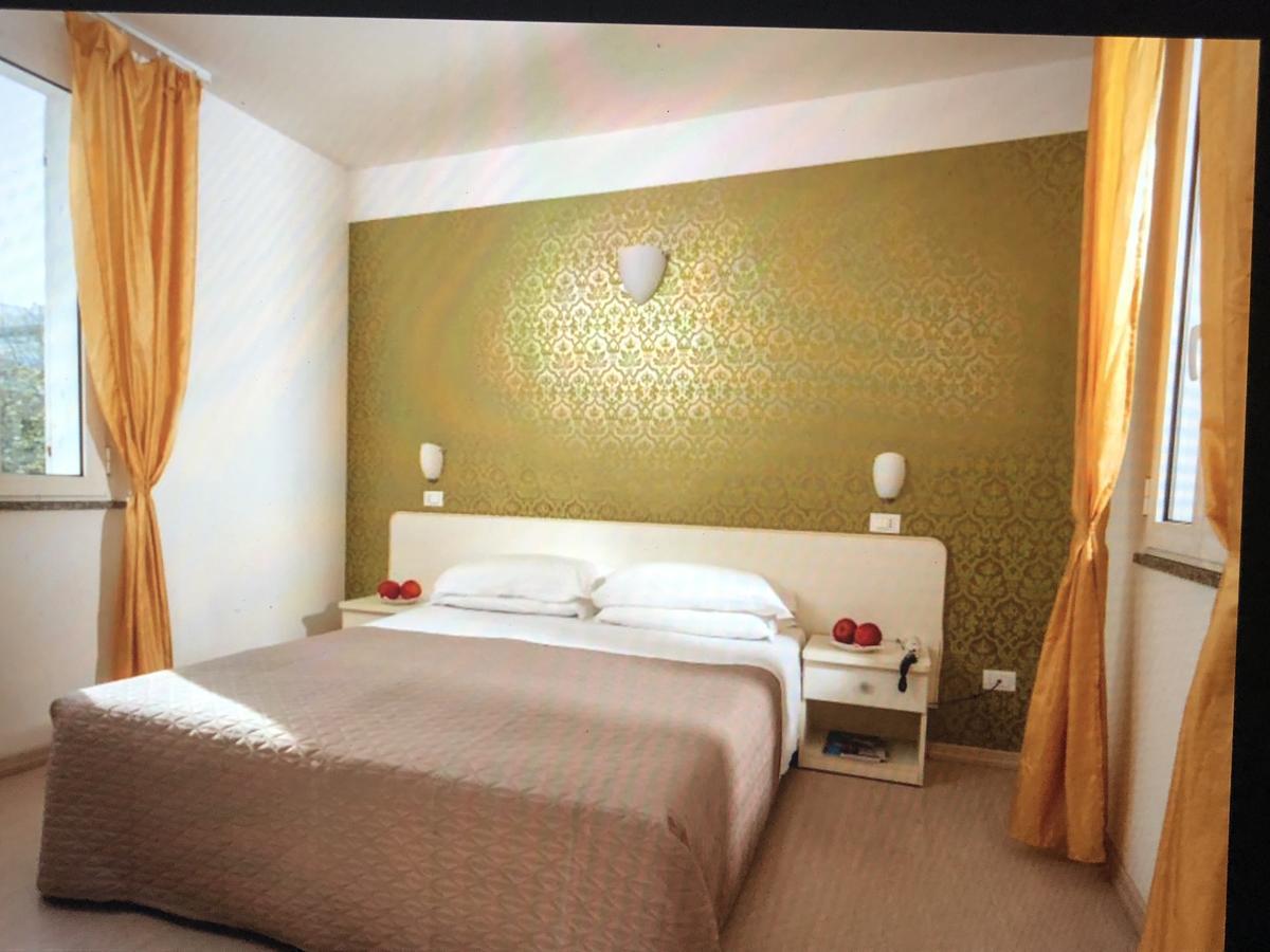 Hotel Stella Polare Rimini Kültér fotó