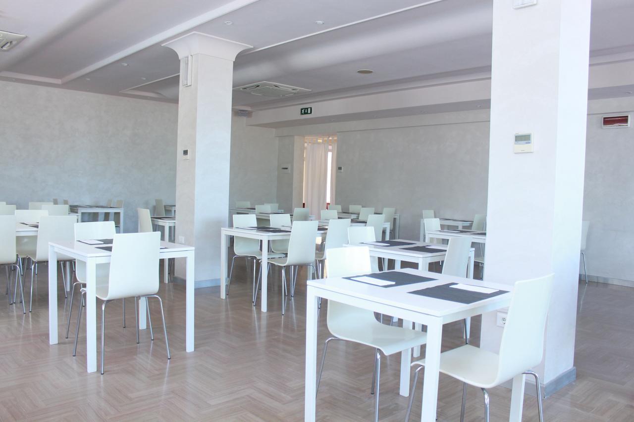 Hotel Stella Polare Rimini Kültér fotó