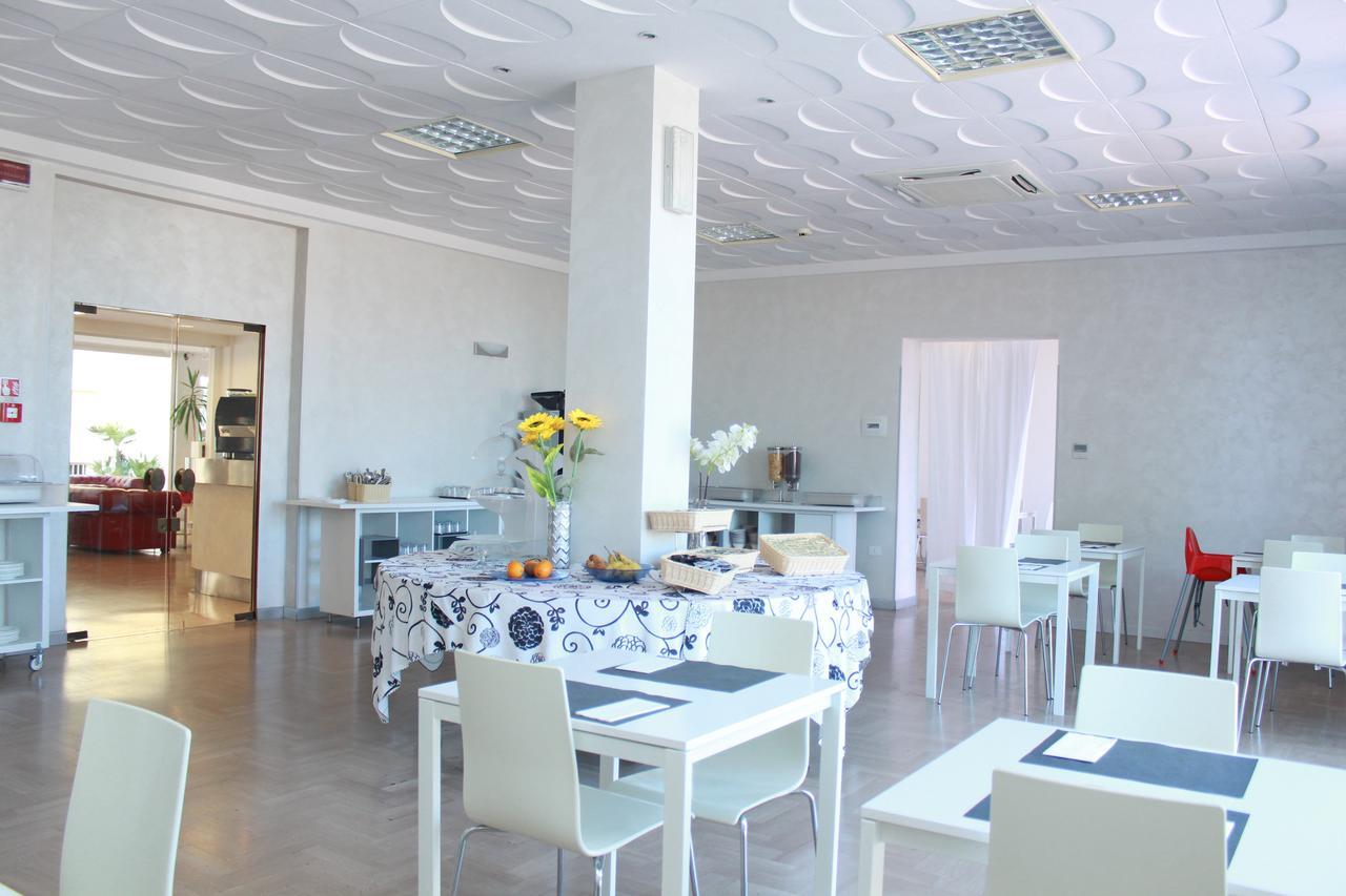 Hotel Stella Polare Rimini Kültér fotó