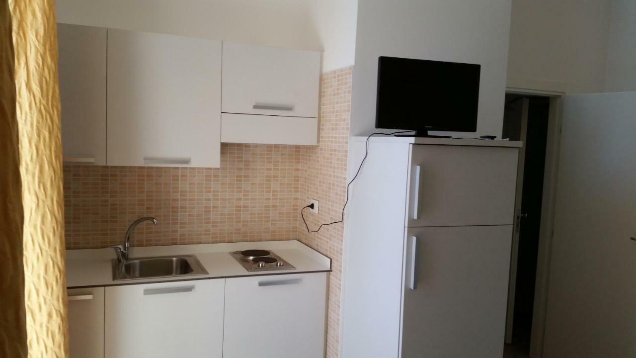 Hotel Stella Polare Rimini Kültér fotó